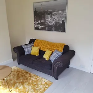 Matlock Street - Excellent House For Essential Workers And Contractors Parking Wifi Holiday home