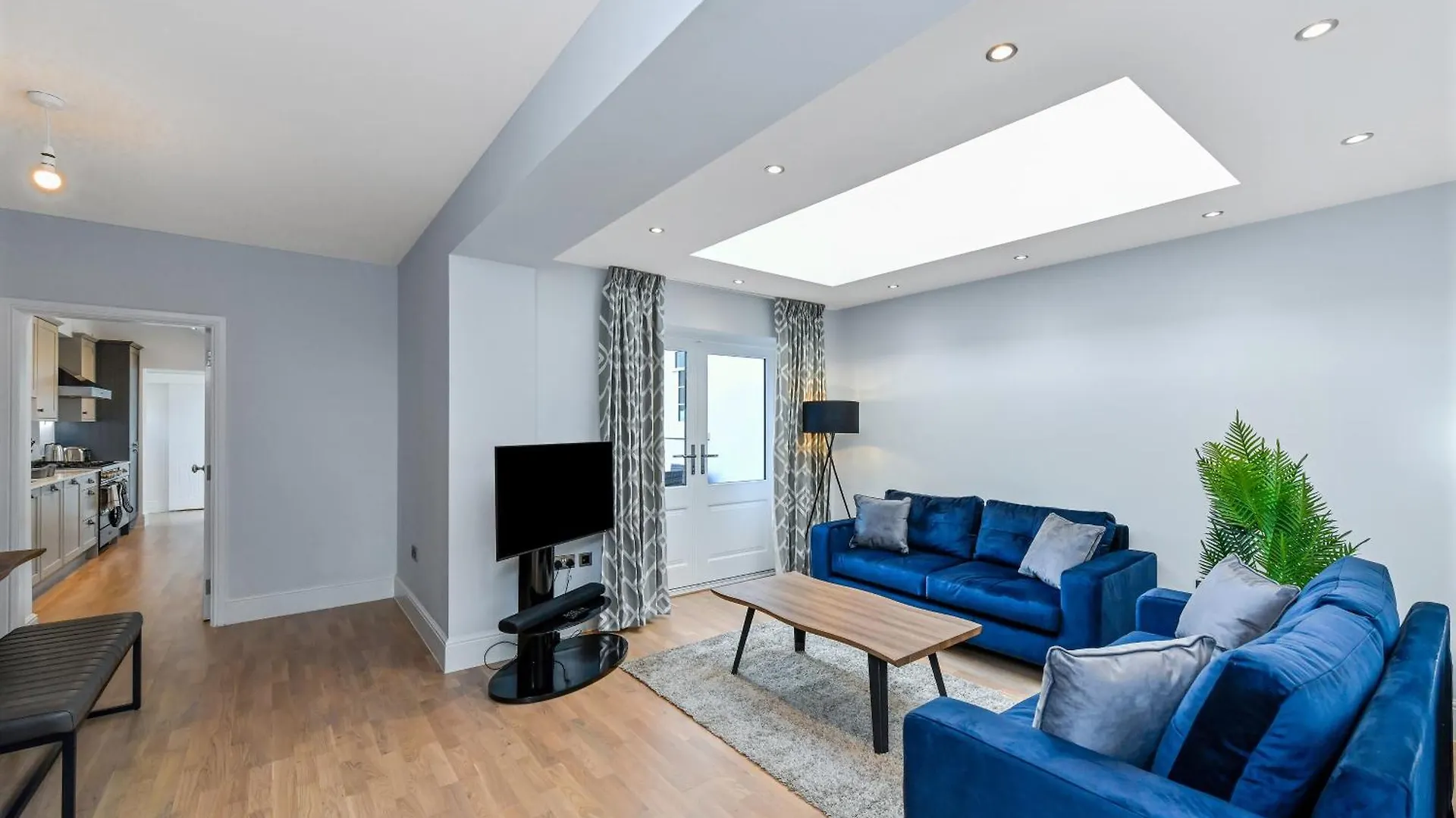 Peaceful 2-Bedroom House In Historic Clifton Village Nottingham 0*,  Velká Británie