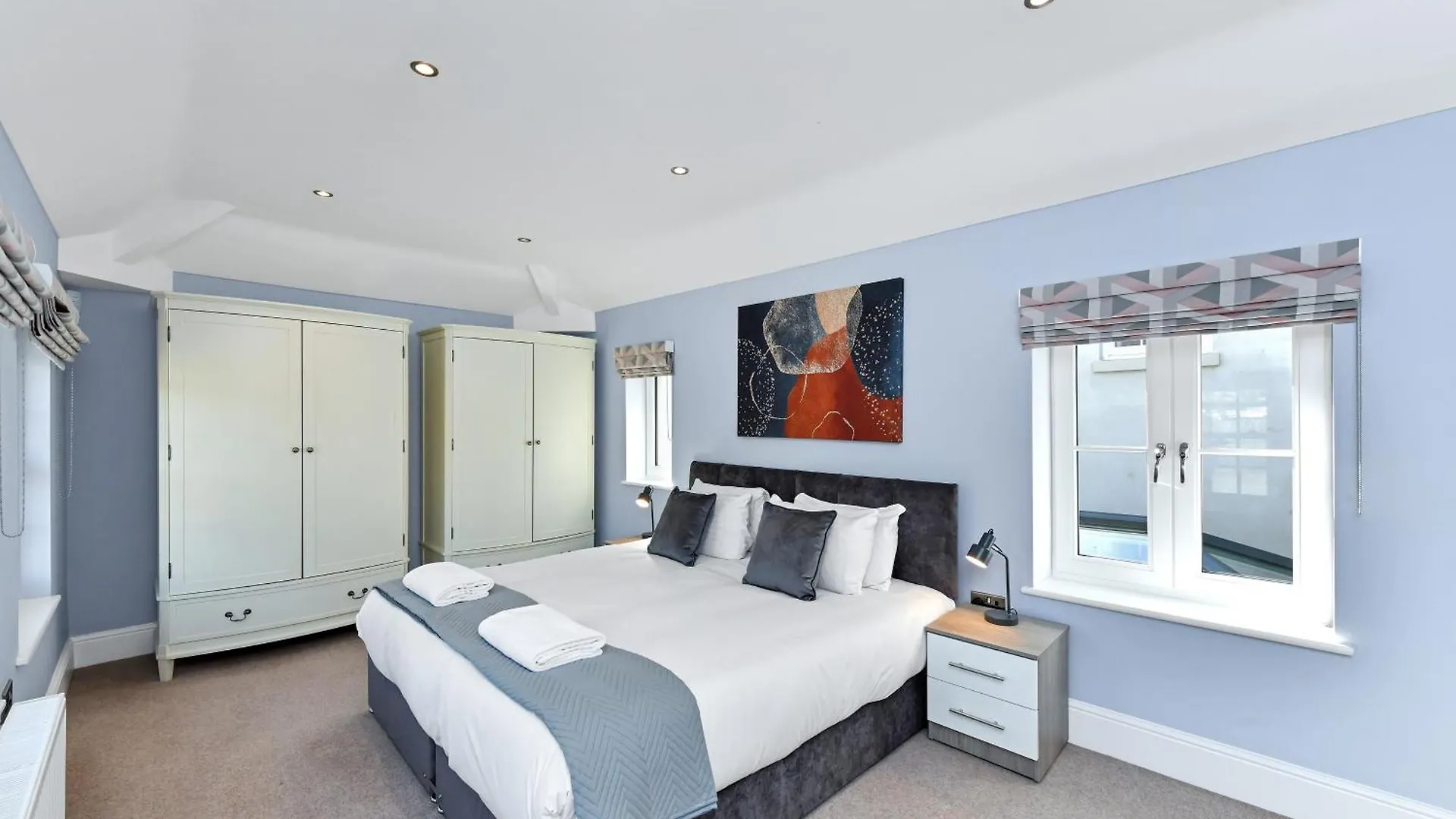 Peaceful 2-Bedroom House In Historic Clifton Village Nottingham Holiday home