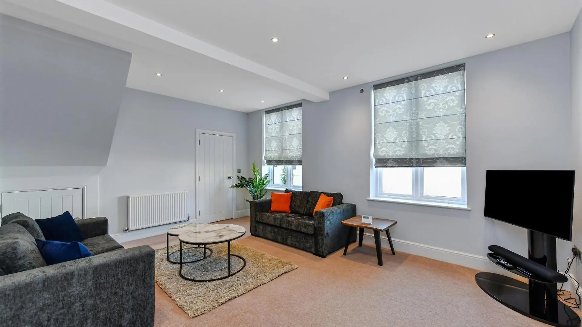 Holiday home Peaceful 2-Bedroom House In Historic Clifton Village Nottingham
