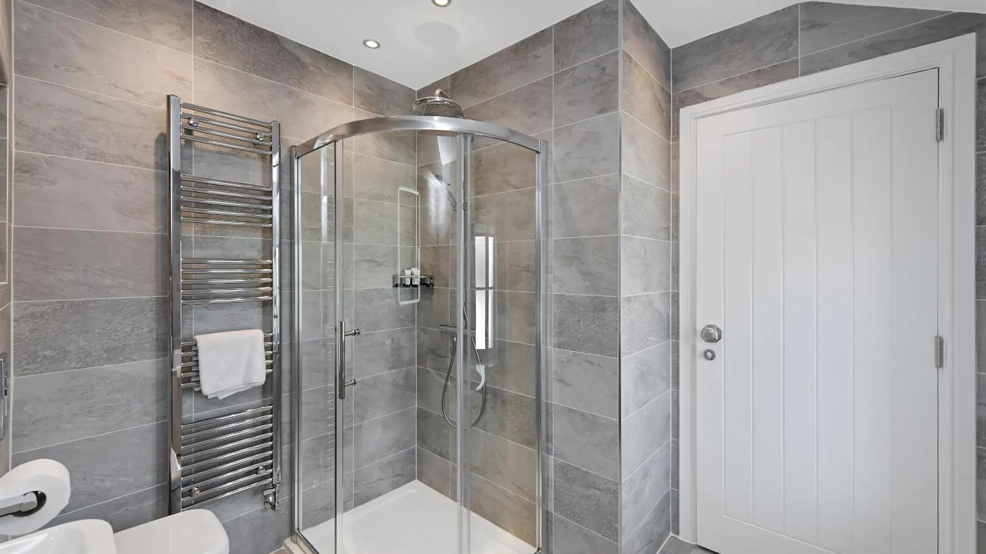 Peaceful 2-Bedroom House In Historic Clifton Village Nottingham Holiday home