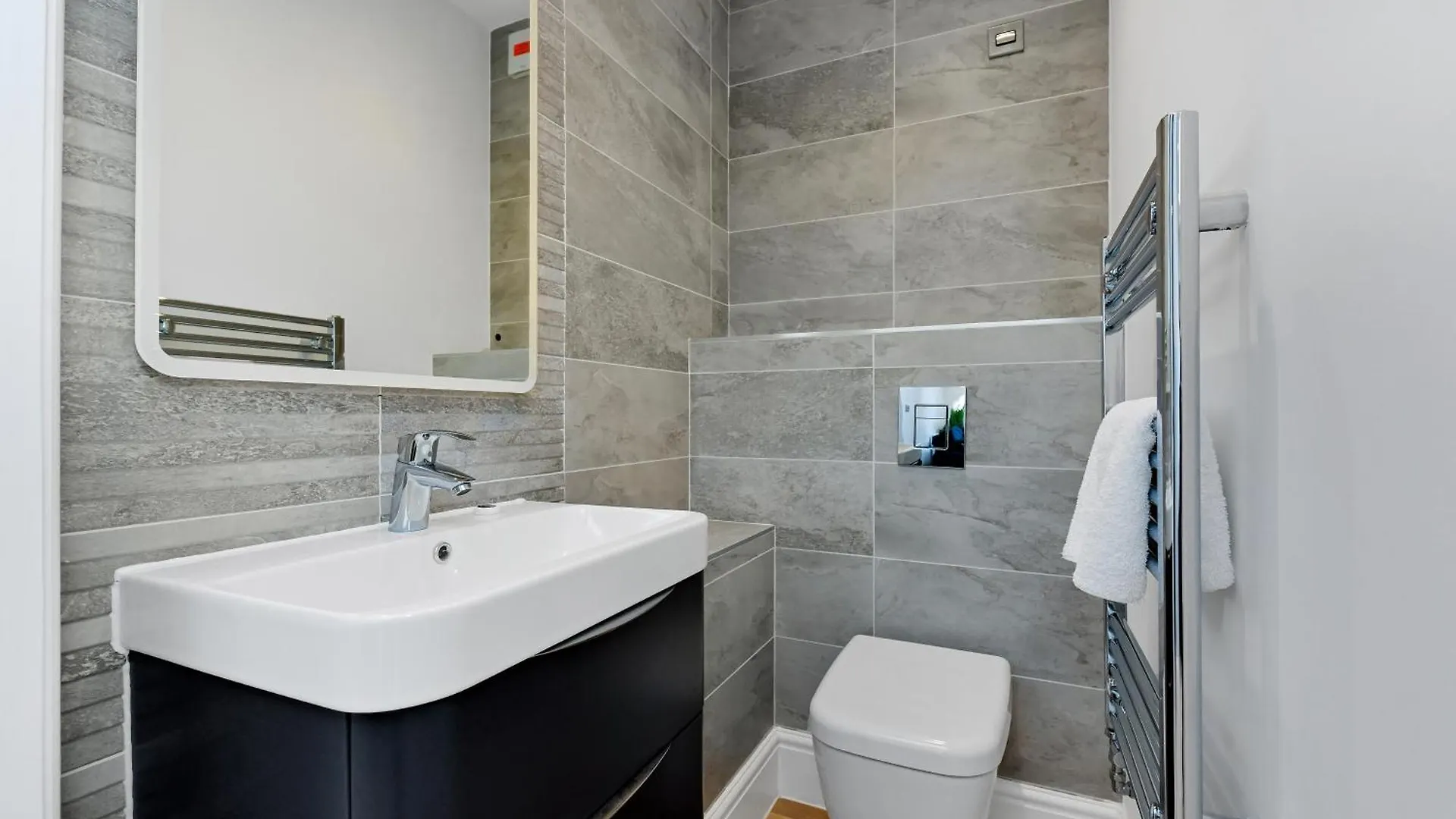 Holiday home Peaceful 2-Bedroom House In Historic Clifton Village Nottingham United Kingdom